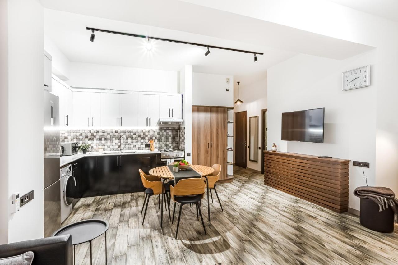Hotelise I Gin Apartment Jereván Kültér fotó
